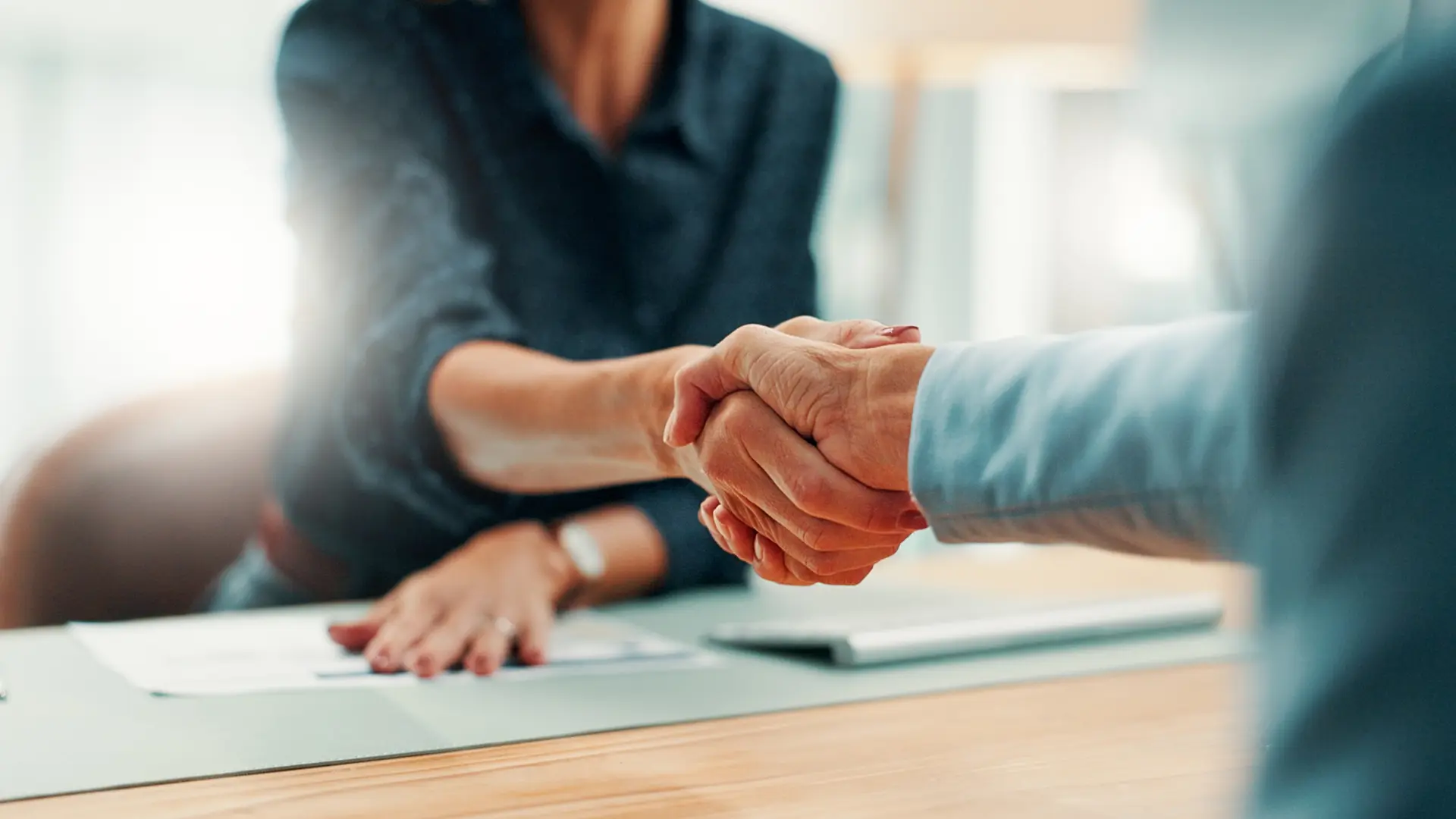 Advising and representing both franchisors and franchisees in disputes concerning the interpretation and application of franchise agreements. Particular expertise in matters relating to the Dutch Franchise Act and changes to franchise systems and business formats.