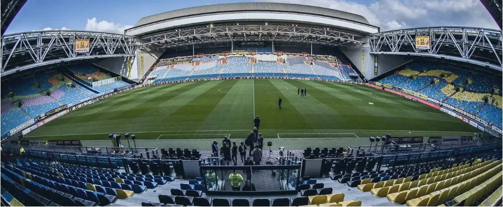 Advising Nedstede Holding, a real estate investor in Stadion Arnhem, owner of the GelreDome stadium, in a dispute with football club Vitesse regarding the extension of the lease agreement