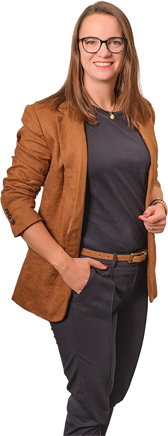 Juliane Hogrefe, MLaw