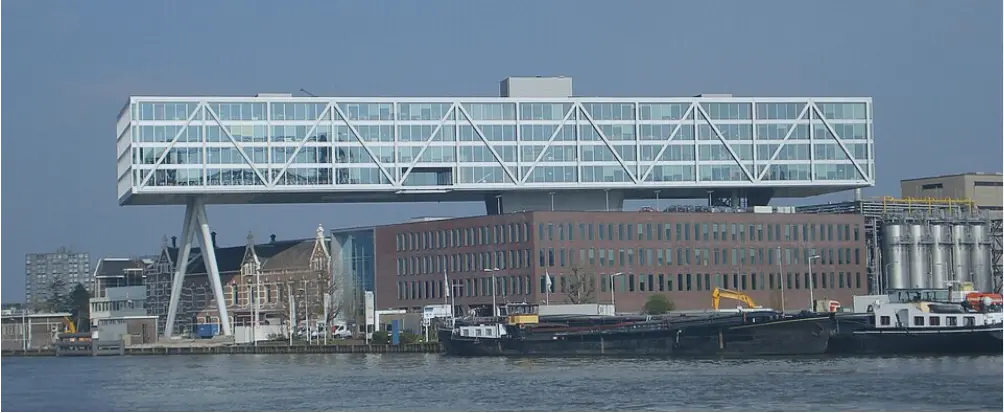 Advising Wisdom Holding on the redevelopment of the De Brug/De Kade office building in Rotterdam